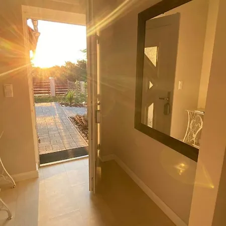 Luna Rossa Boutique *